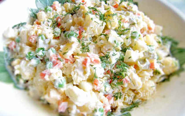 فوت و فنهای خوشمزه شدن سالاد سیب زمینی فوت و فنهای خوشمزه شدن سالاد سیب زمینی