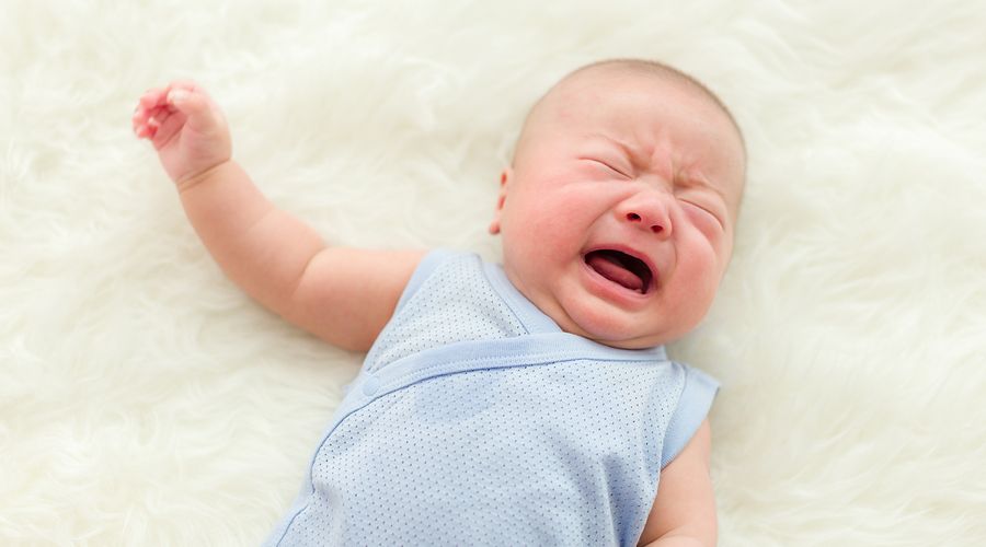 علائم کولیک نوزاد چیست و چگونه آن را تشخیص بدهیم