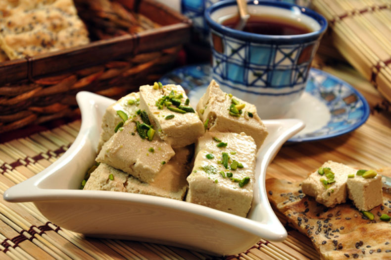 راهنمای پخت انواع شیرینی سنتی در ایران