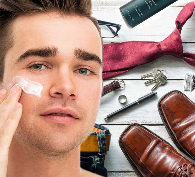 زدن مرطوب کننده برای جلوگیری از خشکی پوست در مردان