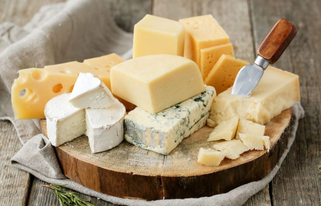 پنیر بهترین غذا و ماده برای شام