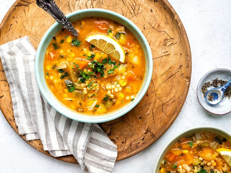 ۳ طرز تهیه سوپ برای درمان سرماخوردگی و گلودرد با مرغ و بدون مرغ