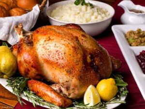 مرغ با پوست و غذاهای آماده فشار خون را بالا می برد