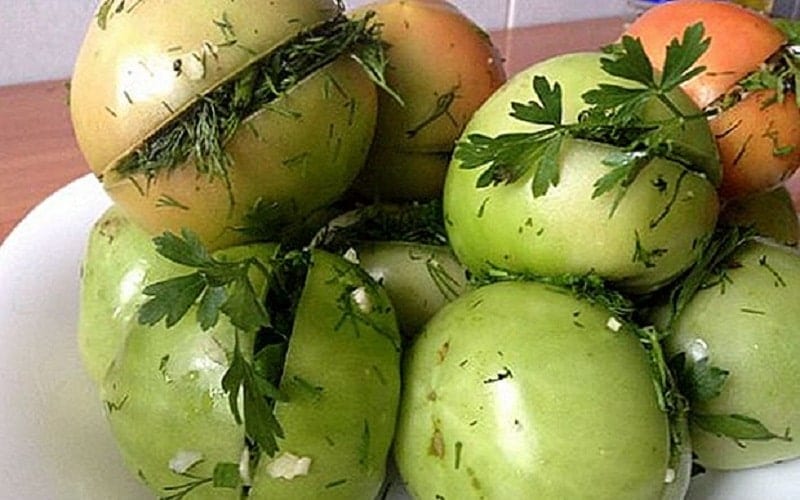 فوت و فن‌های نحوه درست کردن ترشی گوجه سبز