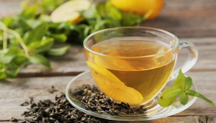فواید چای به لیمو؛ لاغری، کاهش فشار خون و درمان آنفولانزا و سرماخوردگی