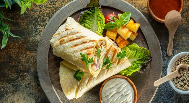 طرز تهیه سس تهینی برای شاورما مرغ
