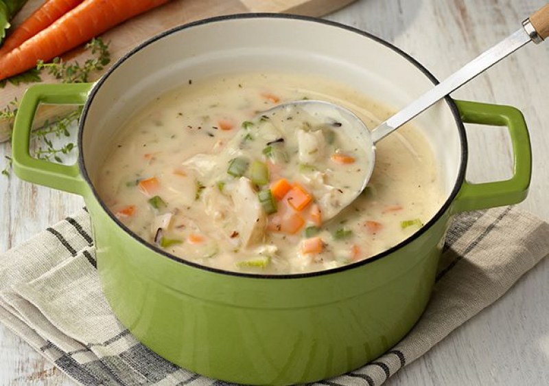 طرز تهیه سوپ شیر مجلسی با جو پوست کنده + فوت و فن سوپ سفید با شیر | مجله کوروش