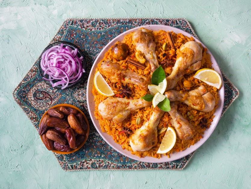طرز تهیه انواع مجبوس با مرغ، گوشت، ماهی یا میگو؛ یک پلوی عربی بسیار لذیذ