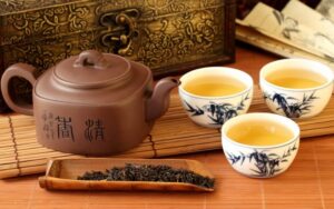تاریخچه نوشیدنی چای؛ افسانه‌هایی از چین و هند