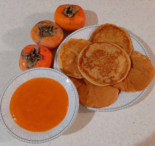 طرز تهیه پنکیک خرمالو در یک نگاه