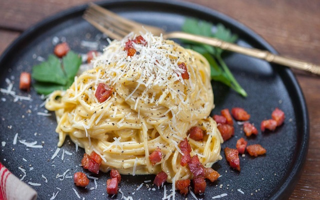 بهترین دستور تهیه اسپاگتی کاربونارا