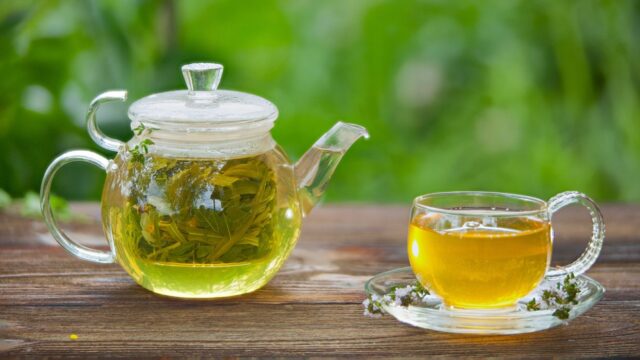 چای سبز در دسته ابرغذاها ؛ فواید ابرغذاها برای بدن