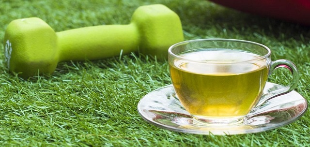 چای سبز یک نوشیدنی کالری سوز و چربی سوز می باشد