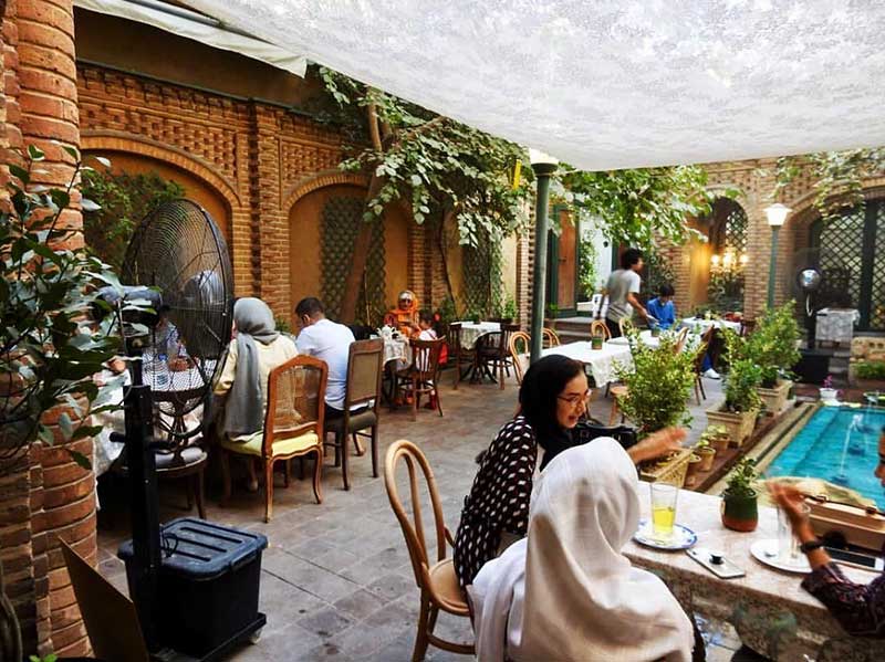 بهترین کافه تهران برای ولنتاین کجاست