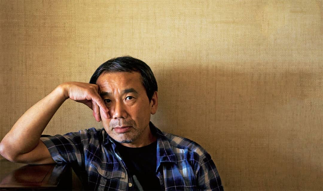 معرفی 10 رمان بی‌نظیر موراکامی با بهترین و پرفروش ترین آثار آن
