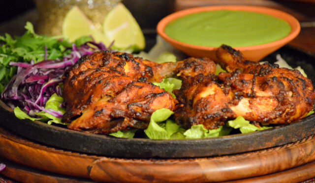 مرغ تندروی از معروف ترین غذاهای هندی