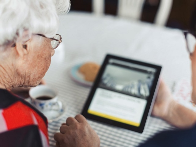 طراحی نامناسب وبسایت‌های تجارت الکترونیک برای سالمندان و افراد معلول