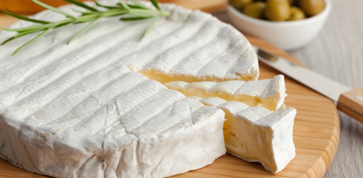 طرز تهیه پنیر خانگی و پنیر لیقوان به چند روش مختلف