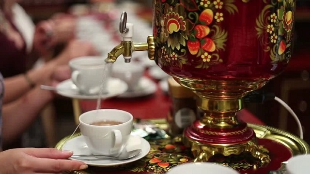 تفاوت مزه چای ایرانی با چای خارجی