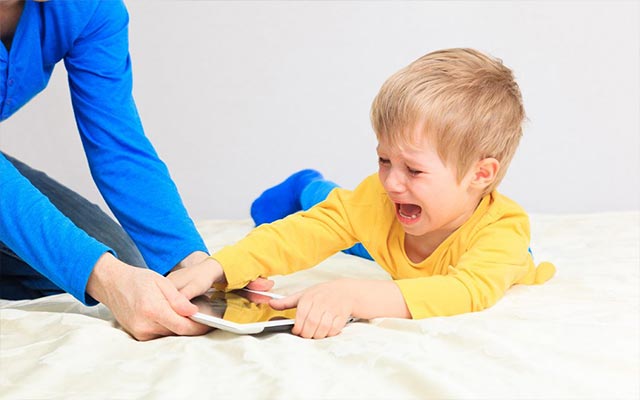 بیش فعالی (ADHD) عاملی موثر در عصبانیت کودکان