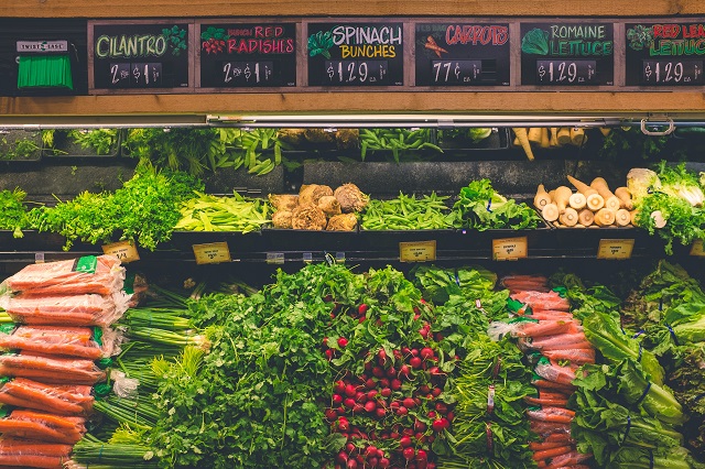 12 روش هوشمندانه برای داشتن تغذیه سالم با حقوق ماهانه متوسط