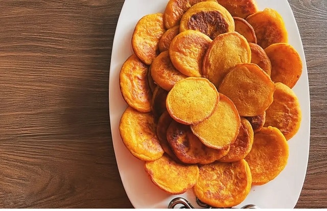 مراحل طرز تهیه شیرینی کاکا کدو حلوایی با ماست 