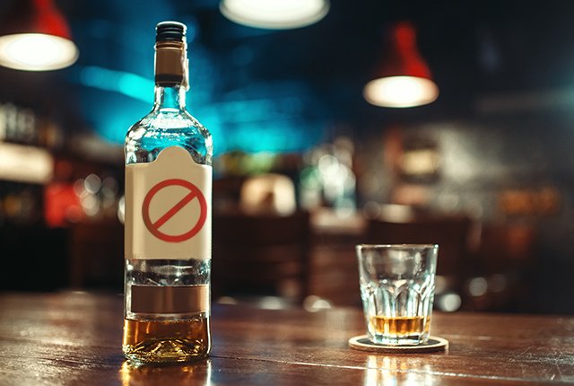 الکل در دسته خوراکی ها و نوشیدنی های  سرطان زا