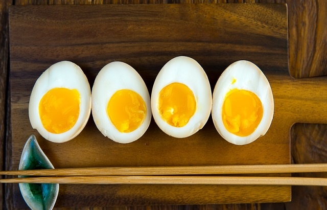 تخم مرغ، بهترین خوراکی برای افزایش ملاتونین