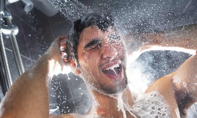 چگونه بعد از ورزش حمام آب سرد بگیرید