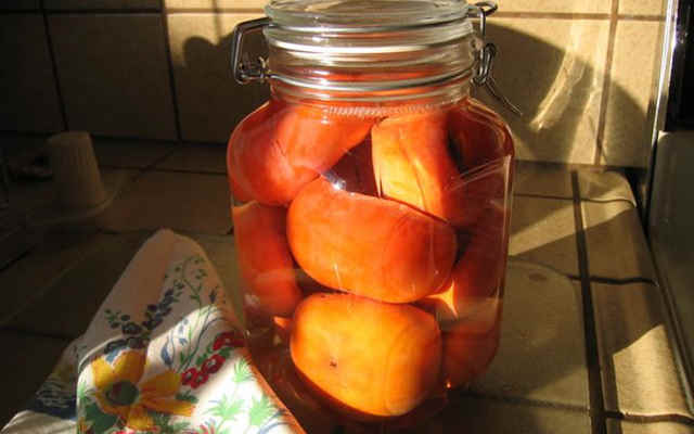 فوت و فنهای خوشمزه شدن ترشی خرمالو فوت و فنهای خوشمزه شدن ترشی خرمالو