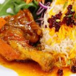2 طرز تهیه مرغ سرخ کرده زعفرانی به روش رستورانی