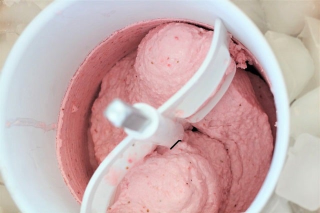 طرز تهیه بستنی جلاتو با بستنی ساز