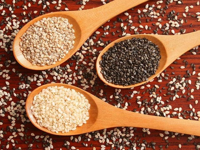 دانه یا بذرها، مواد سرشار از کلسیم