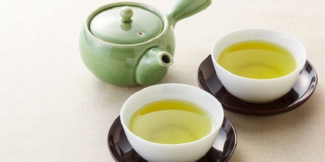 طبع و اطلاعات تغذیه ای چای سبز
