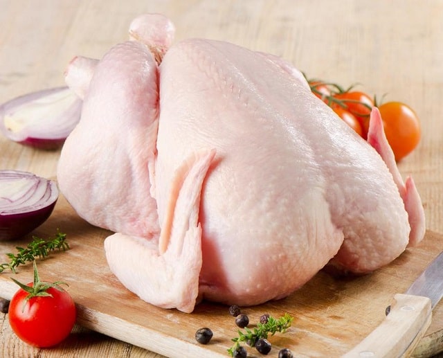 وجود پوشش پوست روی مرغ