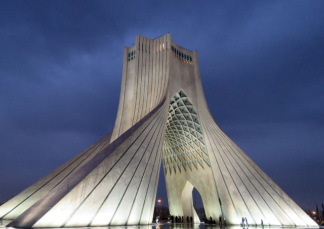 برج آزادی، از دیدنی های تهران