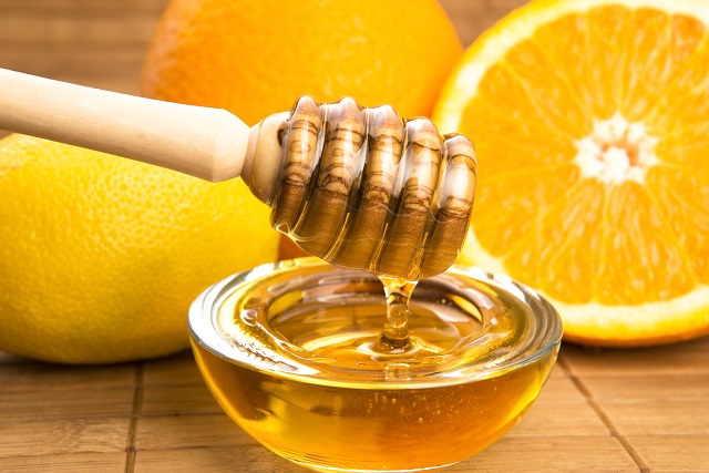 ماسک آووکادو، عسل و پرتقال مفید برای پاکسازی پوست