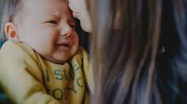 درمان سریع یبوست نوزاد با افزایش مصرف مایعات