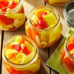 طرز تهیه ترشی فلفل دلمه ای برای تابستان