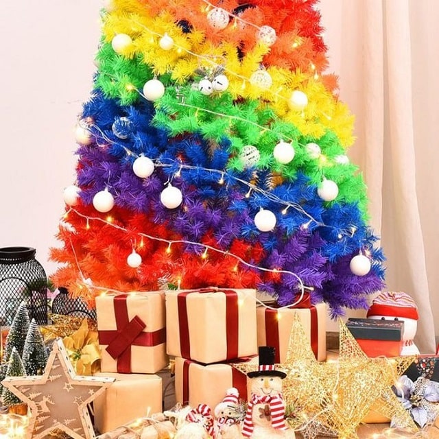 تزئین درخت کریسمس رنگی