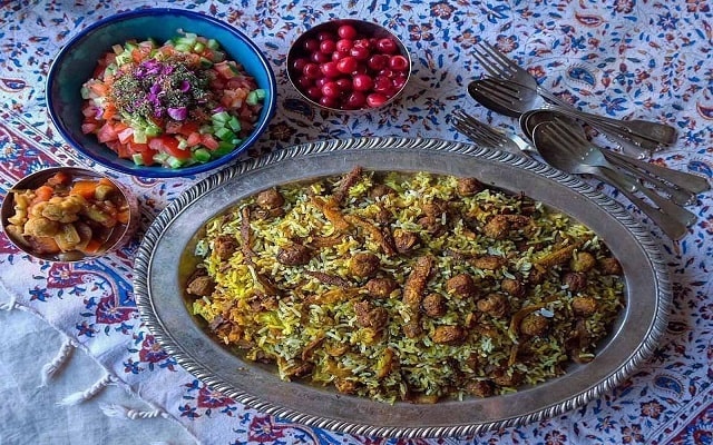 رسم غذای شب یلدا در شیراز