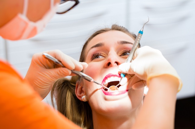 جرم گیری دندان برای چه افرادی مناسب است؟