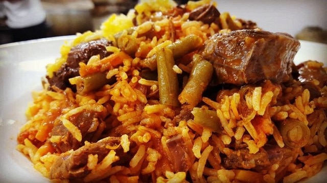 لوبیا پلو یک غذای برنجی ایرانی خوشمزه