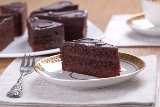 کیک ساچر شکلاتی اتریشی