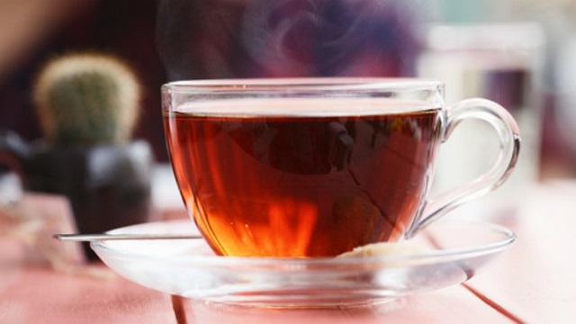 افزایش جذب سموم از عوارض مصرف زیاد چای سبز و سیاه