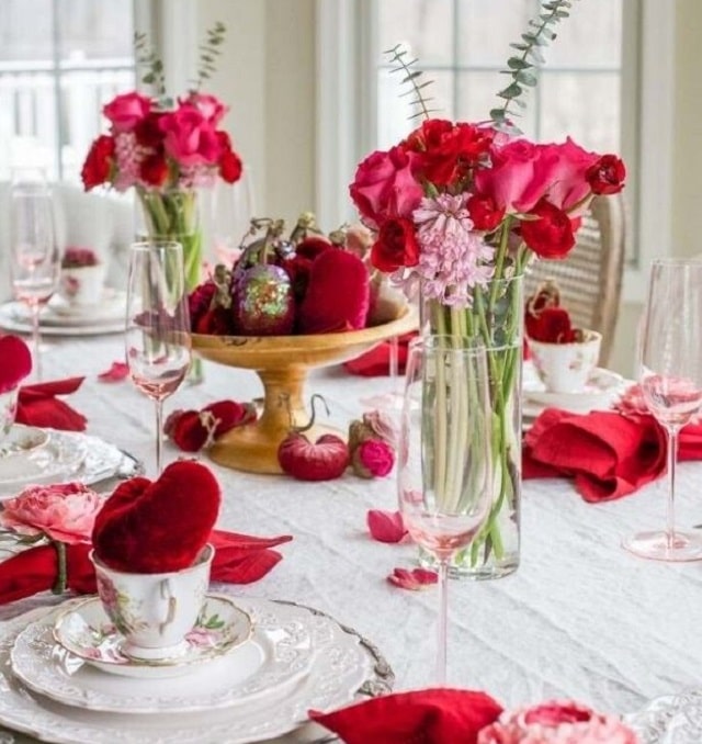 تزئین کردن میز برای روز ولنتاین