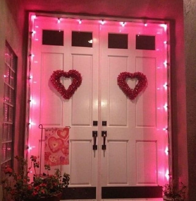 تزئین درب ورودی برای ولنتاین