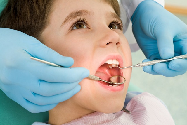 درمان پوسیدگی دندان کودک