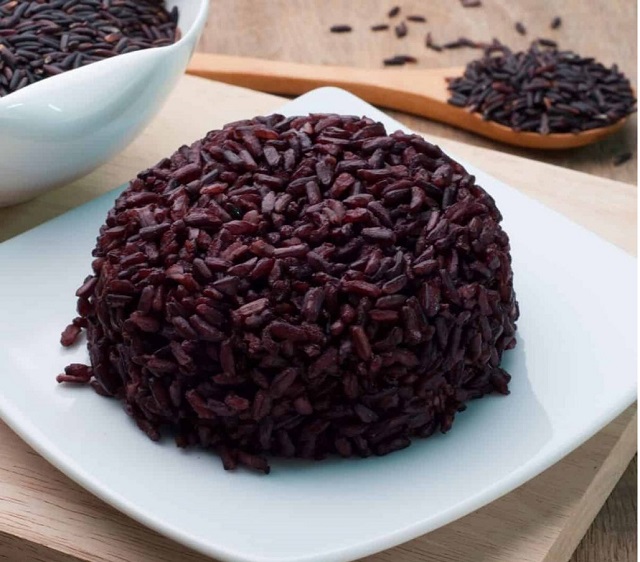 برنج سیاه منبع خوبی از آهن است