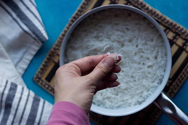 نم پز شدن برنج